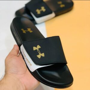 UNDER ARMORE BLACK SLIDS
